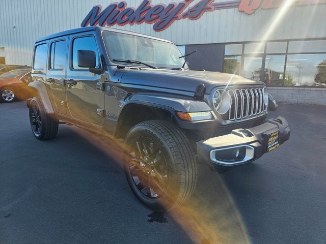 2025 Jeep Wrangler 4xe Sahara
