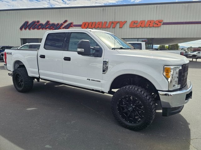2017 Ford Super Duty F-250 SRW Lariat