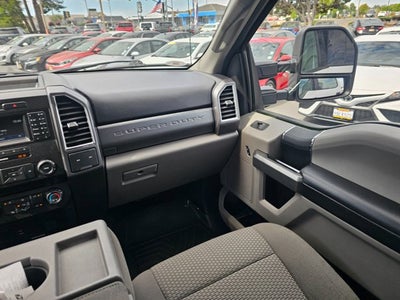 2017 Ford Super Duty F-250 SRW Lariat