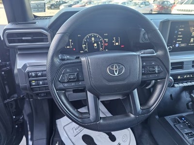 2025 Toyota Tacoma 4WD SR5