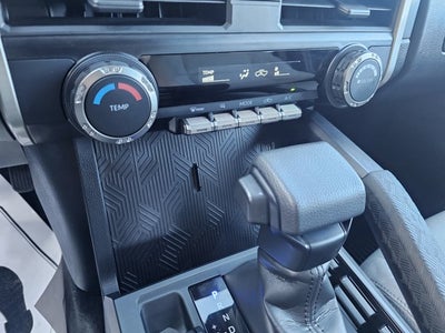 2025 Toyota Tacoma 4WD SR5