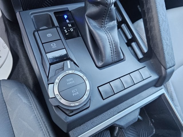 2025 Toyota Tacoma 4WD SR5