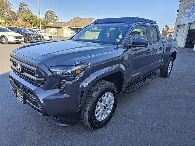 2025 Toyota Tacoma 4WD SR5