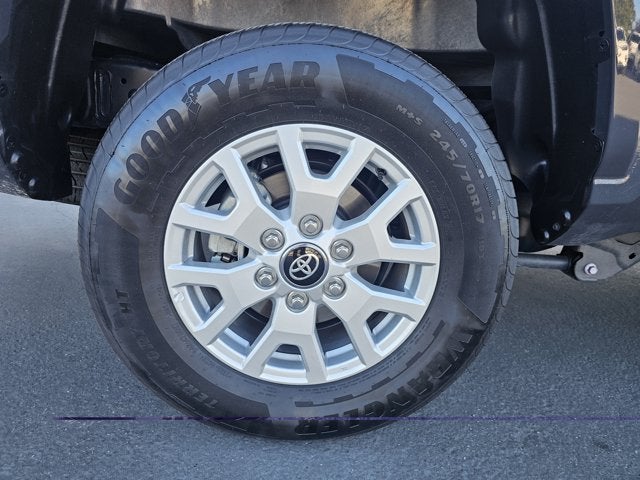 2025 Toyota Tacoma 4WD SR5