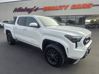 2025 Toyota Tacoma 4WD SR5