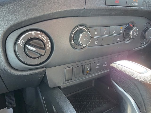 2023 Nissan Frontier S
