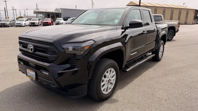2025 Toyota Tacoma 4WD SR5