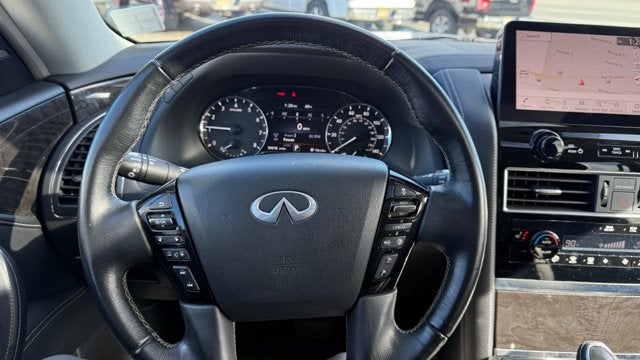 2022 INFINITI QX80 LUXE