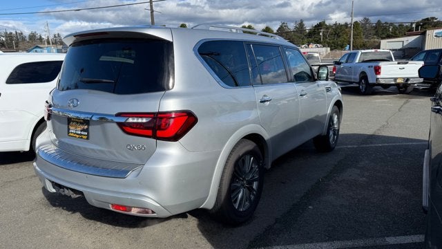 2022 INFINITI QX80 LUXE